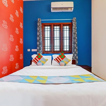 Shri Sai Balavany Residency Pondicherry Exterior photo