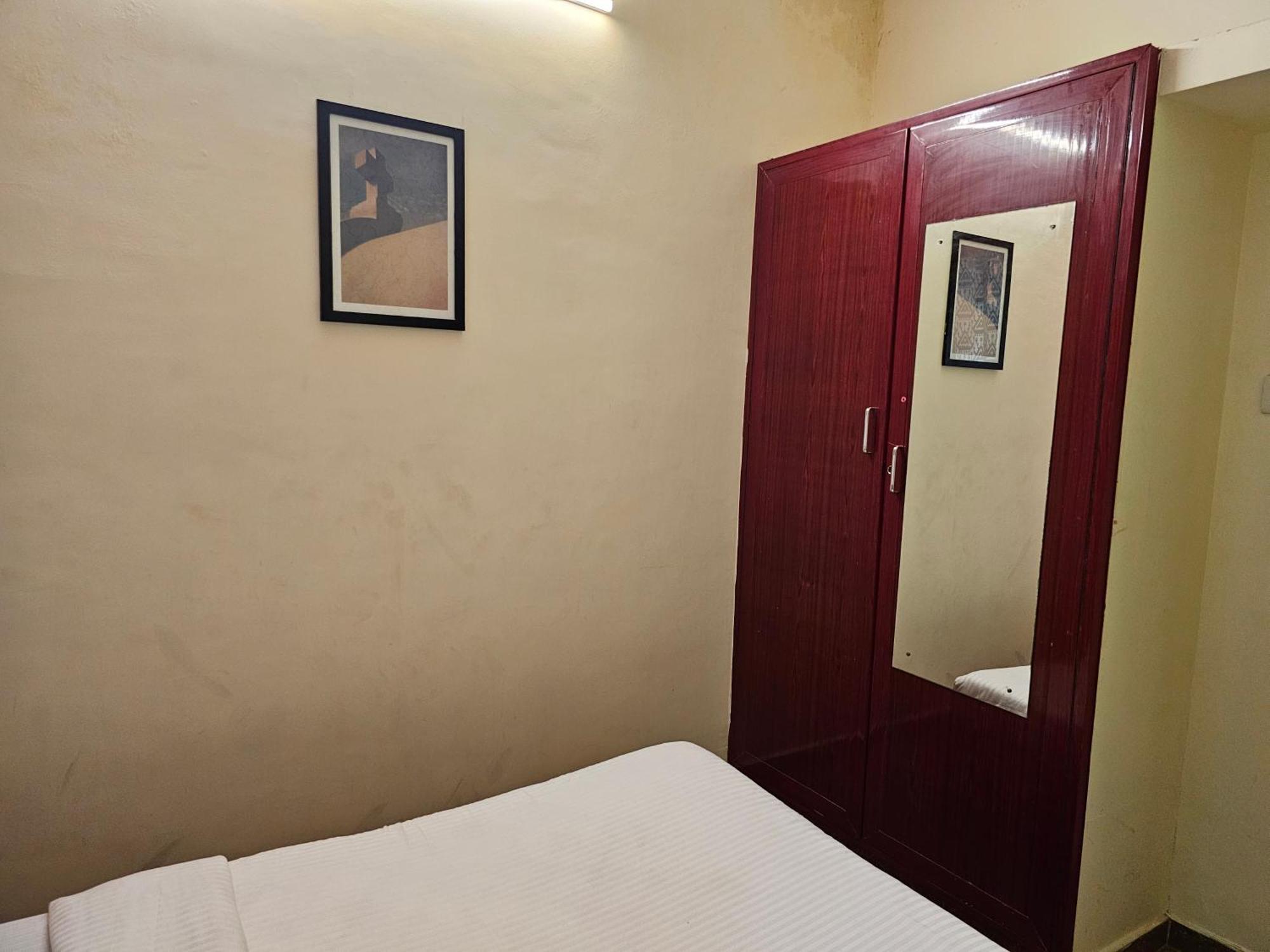 Shri Sai Balavany Residency Pondicherry Exterior photo